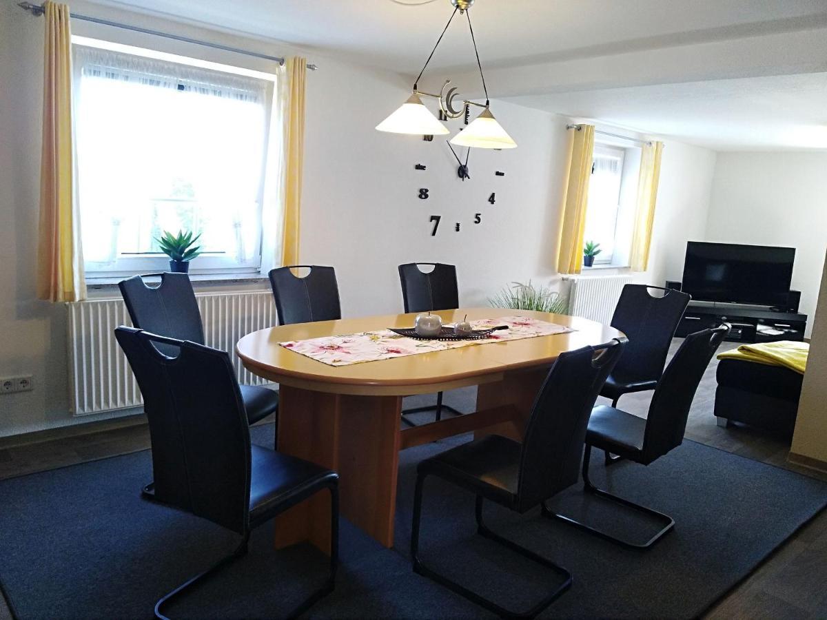 Ferienwohnung Zum Tannenwirt 梅德巴赫 外观 照片